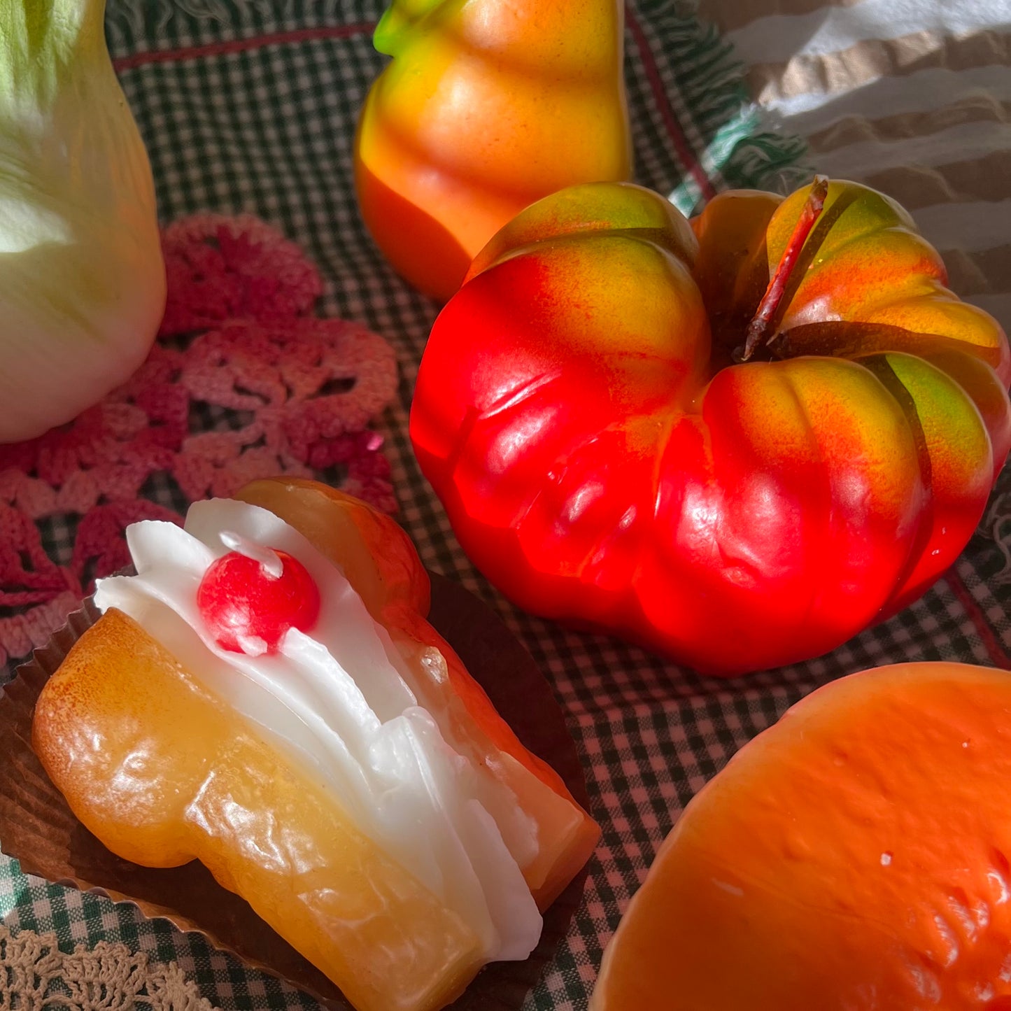 Handmade Tomato candle ~ Italy
