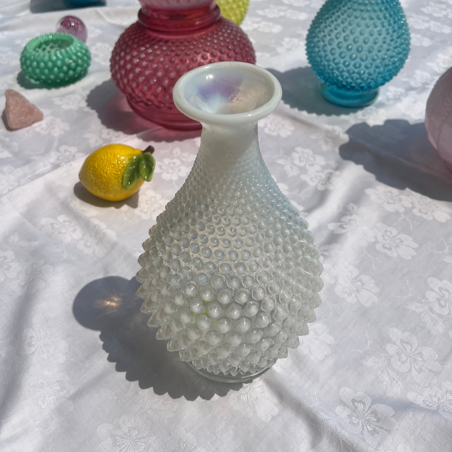 Bonbon milk glass vase