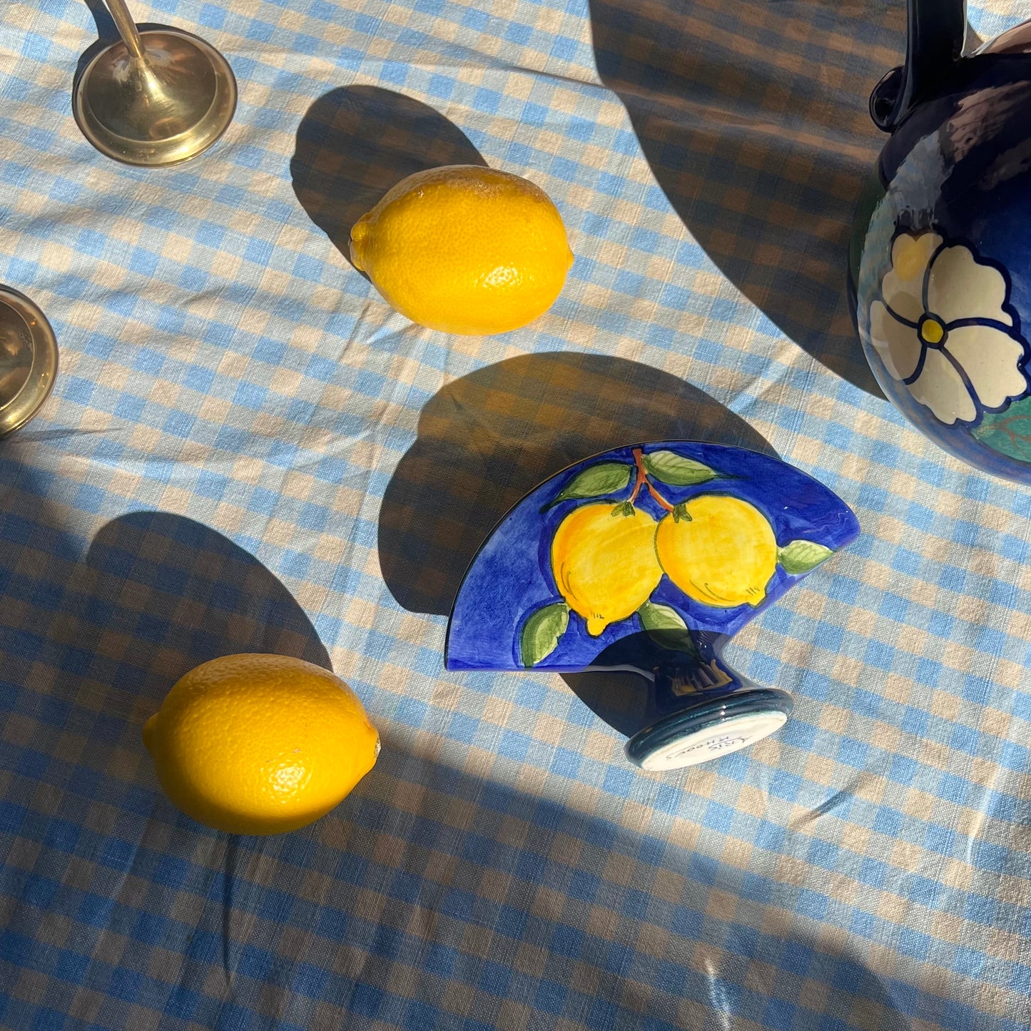 Lemon napkin holder