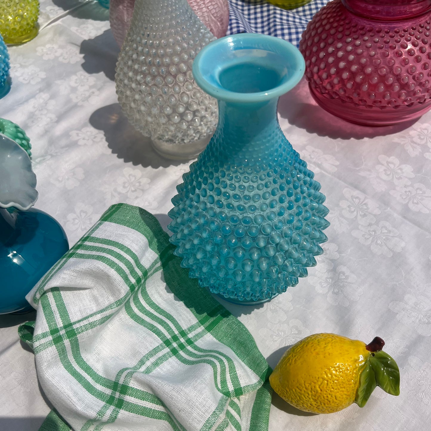 Bonbon blue glass vase
